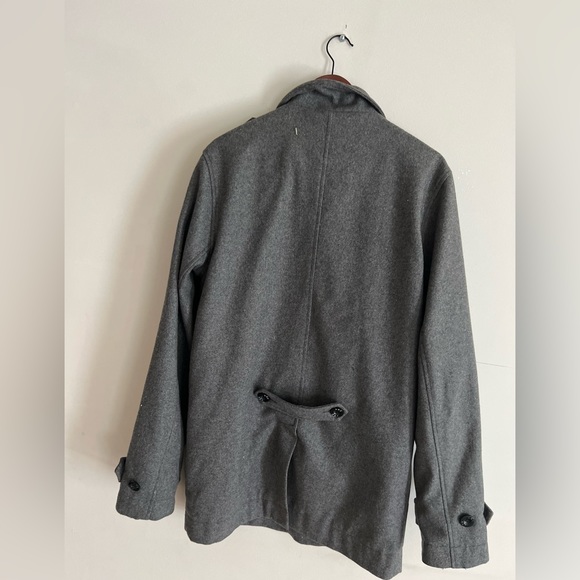 Urban Republic Clothing - Picture 7 of 7